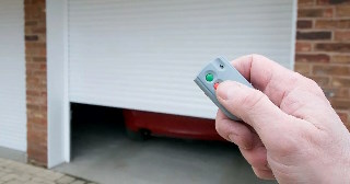 Купить автоматику для рулонных ворот Курган, цена от 2710 руб.