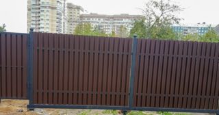 Купить распашные ворота из штакетника Курган, цена от 2710 руб.